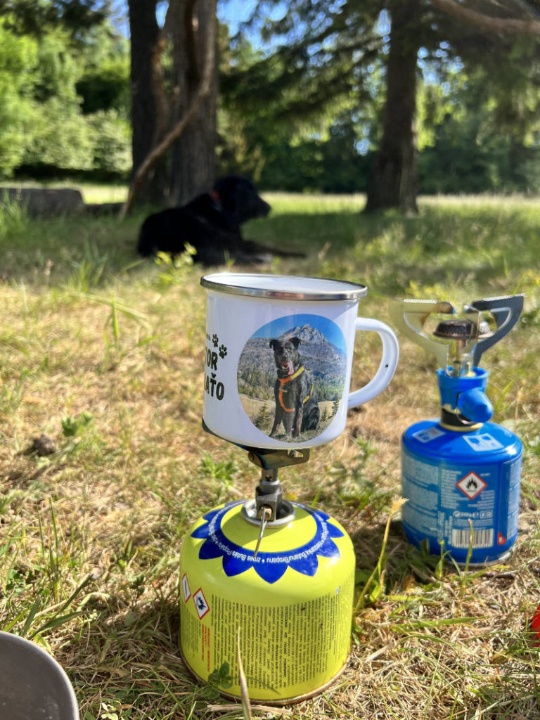 Gastro výbava – varič, hrnček, riad